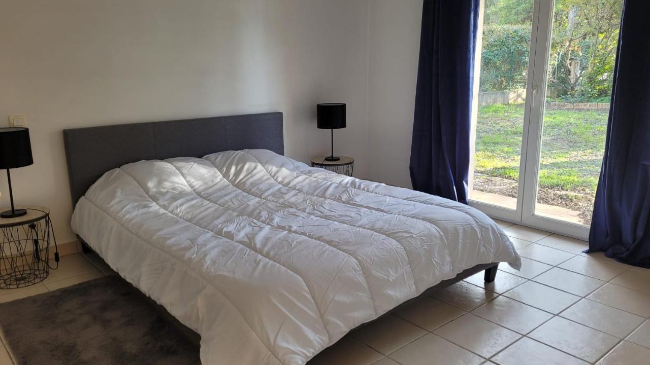 Cote D'azur - - Provencale Moderne * Fréjus